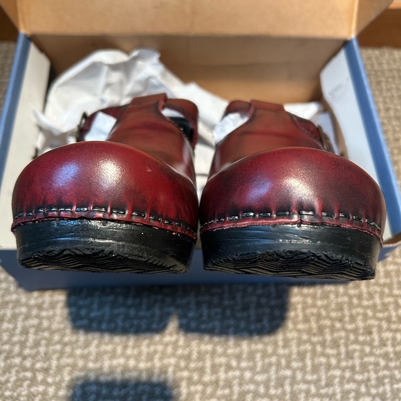 Dansko Tia Cordovan Cabrio 39 Leather Clog Mary Jane style US size 8.5. Vintage. - Picture 3 of 9